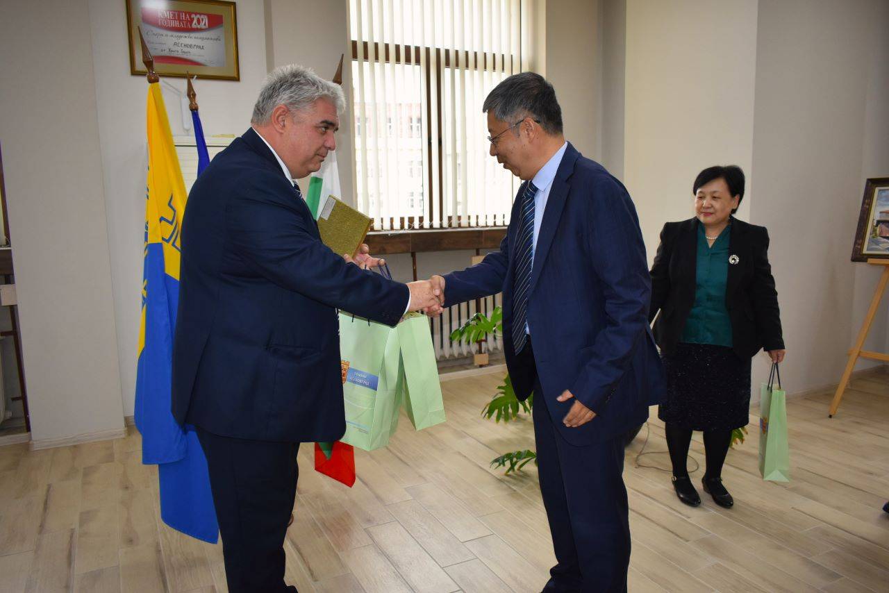  Делегация от Китай посети община Асеновград 